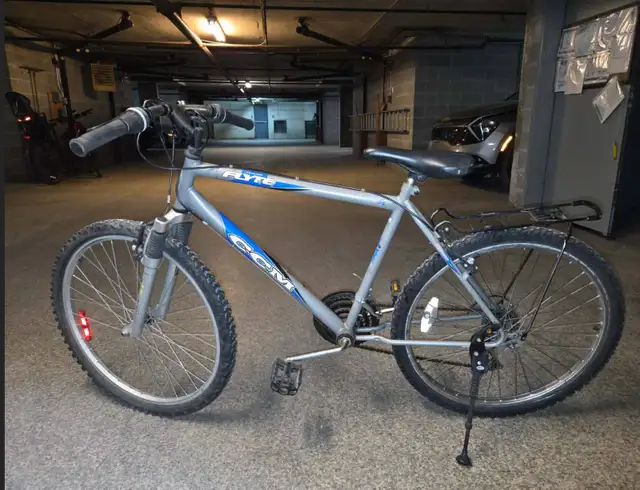 26" Mountain Bike – Multi-Speed, Rear Rack ✨