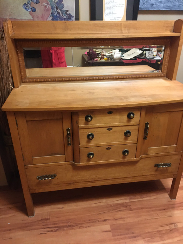 Antique Maple Sideboard in Hutches & Display Cabinets in Red Deer - Image 3