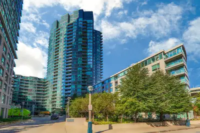 Furnished Bright Large Studio - Fort York Waterfront – Sept 1st