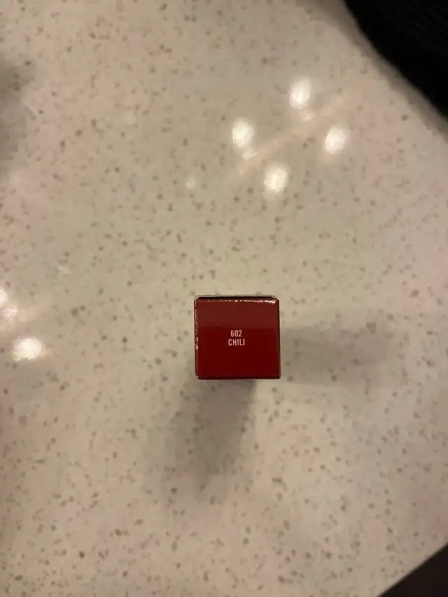 1x MAC matte lipstick NEW - color 602 chili in Other in West Island - Image 3