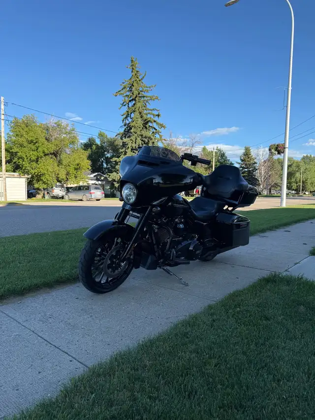 2019 Harley Streetglide Special in Touring in Lethbridge - Image 5