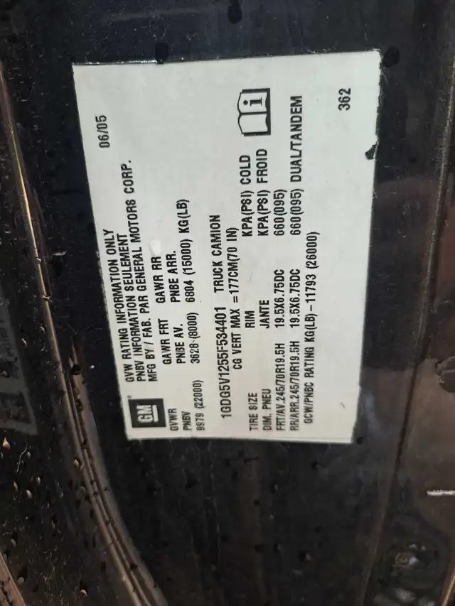 2005 GMC C5500 motorhome 2wd in RVs & Motorhomes in Vernon - Image 11