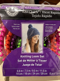 Knit Quick Loom Set + 5 yarn