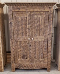 Armoire 5 pieds en bois massif