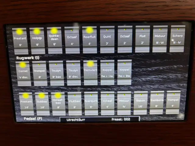 Mixtuur organs Hauptwerk  in Pianos & Keyboards in Calgary - Image 4