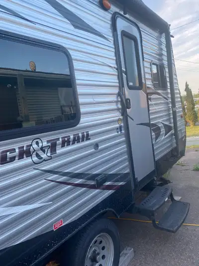 Leaving tomorrow with trailer to Quebec so if you want it thats where it will be. Cheers 2015 Gulf T...