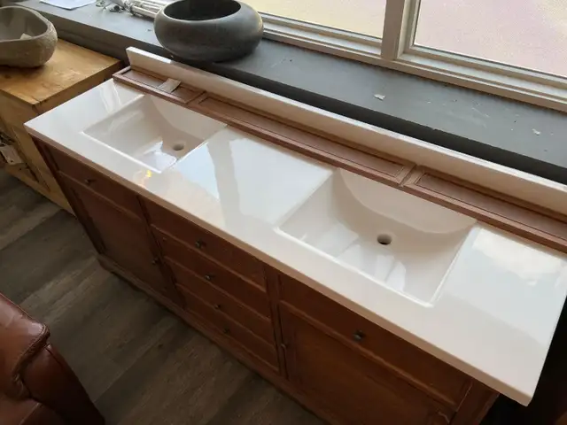BRAND NEW Solid Teak 3 Drawer 2 Door Double Vanity - Acrylic Top in Other in Oakville / Halton Region - Image 4