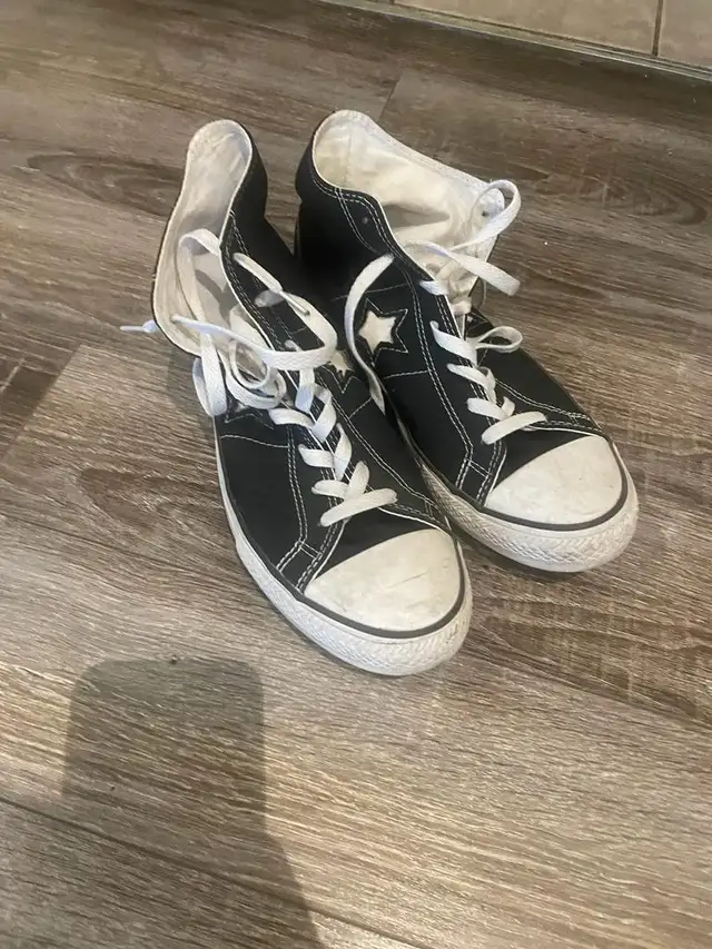 Converse OneStar ankle shoes - Mens size 9 in Men's Shoes in City of Toronto - Image 5