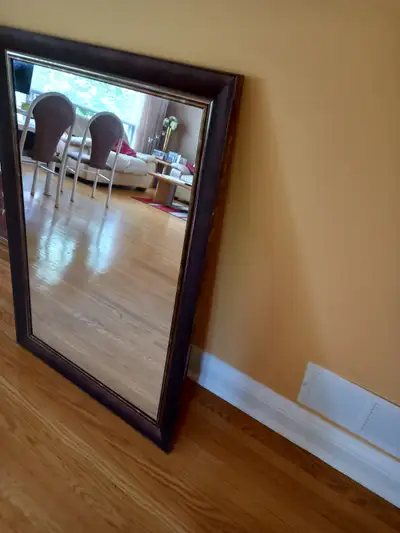 Large Mirror in excellent condition for sale, frame dimensions: width 2ft. 5inch, height 3ft. 5inch.