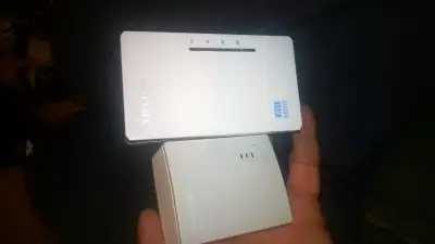 TP-LINK 300Mbps Wi-Fi Range Extender, AV500 Powerline Edition, View more