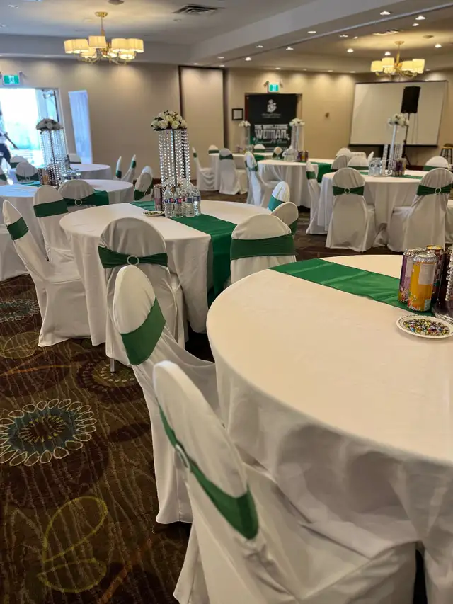 Wedding lot rentals in Outdoor Décor in Calgary - Image 6