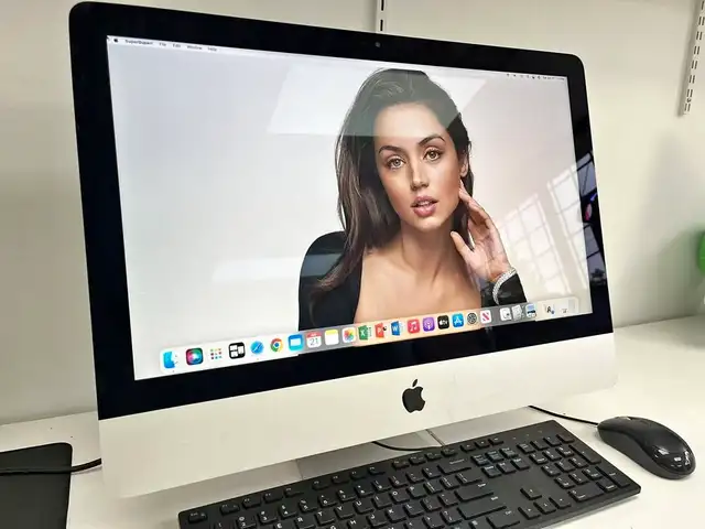 Super Affordable  2017 IMAC 21.5" under $300!!!! in Desktop Computers in Mississauga / Peel Region - Image 3