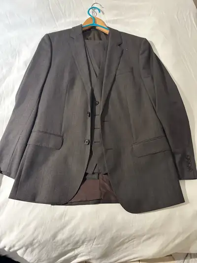 Harry Rosen Hugo Boss Suit - 38R, View more