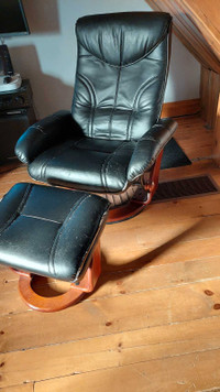 Leather recliner-green