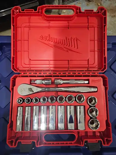 Milwaukee 1/2 in. Drive SAE Ratchet and Socket Set, View more