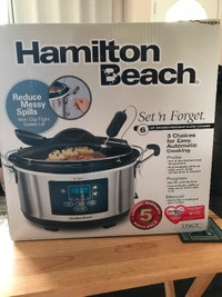 Large crock pot Hamilton beach.