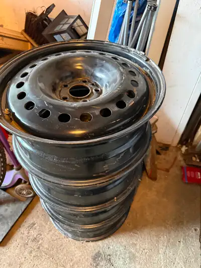 4 jantes 18 pouces 5x108 Ford MachE / bronco polestar Escape conme neuf. Avec capteur air. TPMS st h...