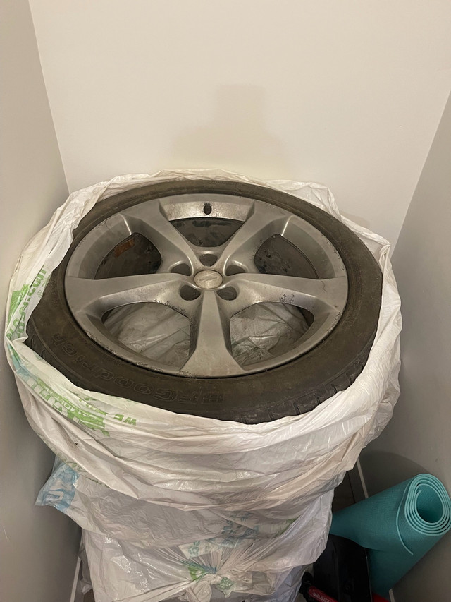 Chevy Camaro Rims and Tires in Tires & Rims in London - Image 2