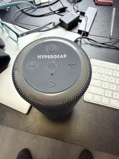 Bluetooth speaker - New, View more