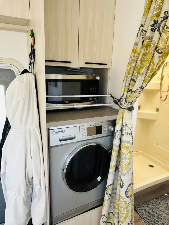 VR Classe C Four Winds/Ford 31k in RVs & Motorhomes in City of Montréal - Image 5