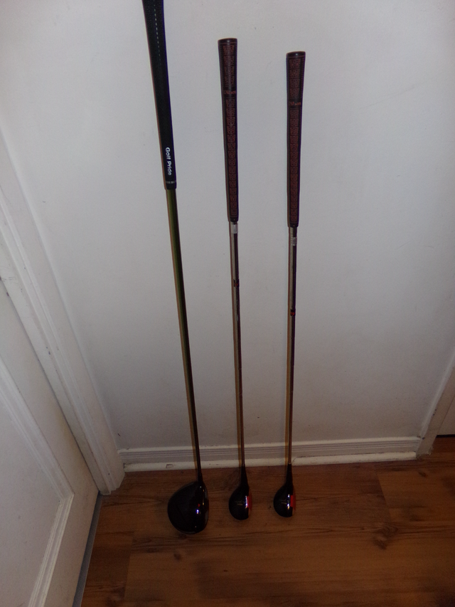 LADIES "WILSON" 11 CLUB SET OF GOLF CLUBS/ALL IN ONE BAG/  CART in Golf in Kingston - Image 9