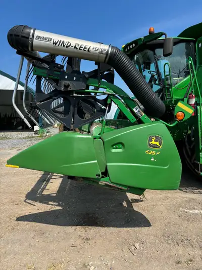 2010 jd 625f head comes with aws wind system Good condition