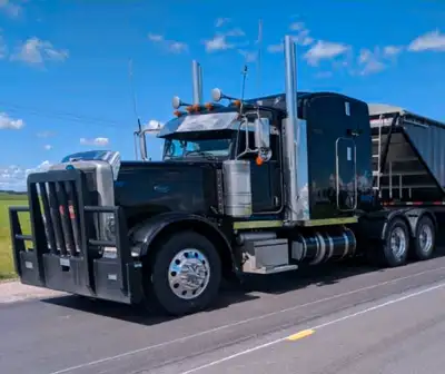 Small shop located in south of Edmonton looking for a heavy duty mechanic for full time or part time...