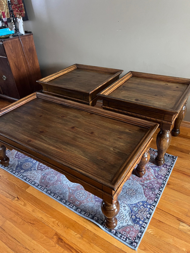Beautiful solid Rustic pine Coffee table and end tables in Coffee Tables in Sudbury