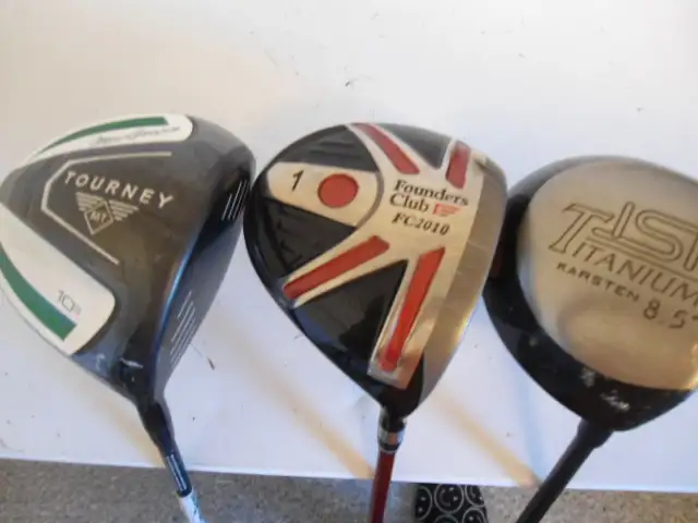 THREE RIGHT HANDED GOLF DRIVERS in Golf in Sudbury - Image 4