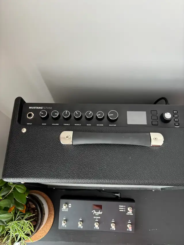 Fender Mustang GTX 50 with  GTX 7 in Amps & Pedals in Ottawa - Image 3