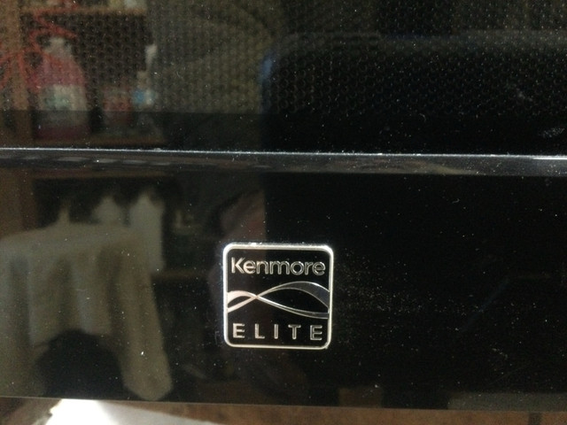 Kenmore Elite large microwave in Microwaves & Cookers in Sault Ste. Marie - Image 3