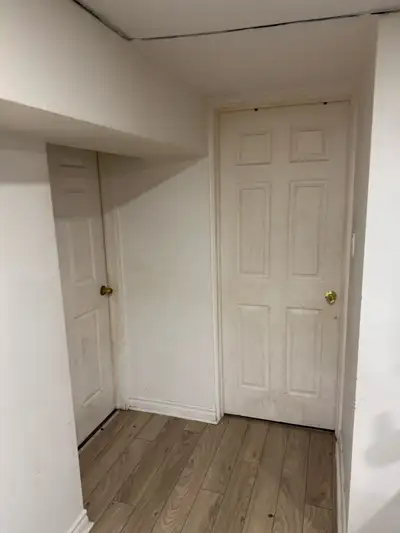 looking for one man for room mate in Cote-vertu metro