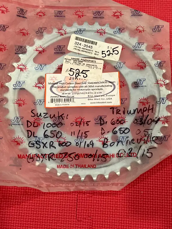 Suzuki GSXR 750 DL Triumph Daytona 600 650 Bonneville JTR1792.45 in Other in Barrie - Image 7