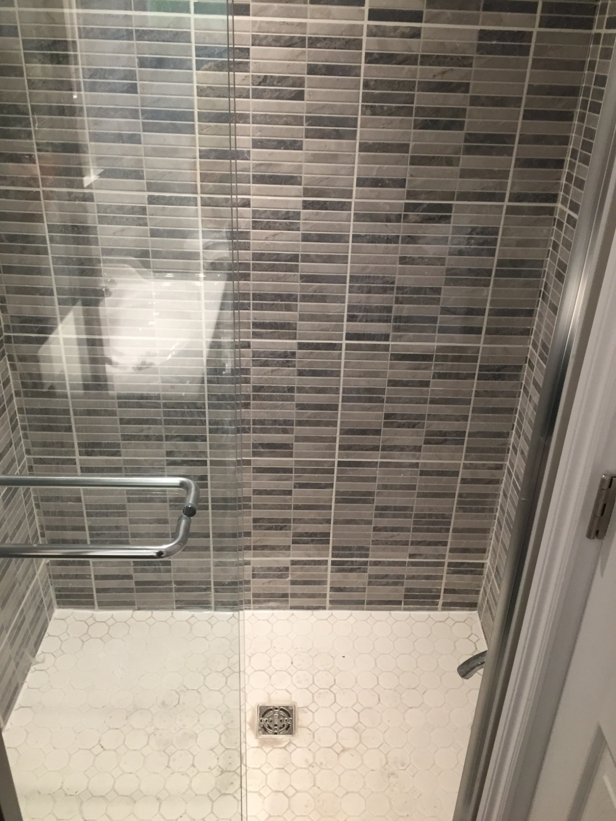 **rabais 40$/mois**3 1/2 inclus électromenager, wifi — photo 2