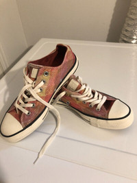 converse in Women s Shoes in Kitchener Waterloo Kijiji Canada