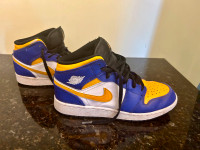 Boy's Nike Air Jordan Shoes - Size 7Y