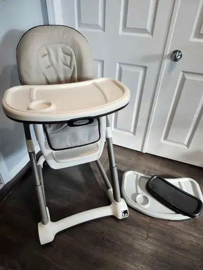 chaises enfants de garderie et chaise haute Graco, View more