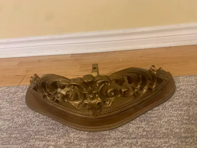 Wooden Wall Shelf in Home Décor & Accents in City of Toronto - Image 5