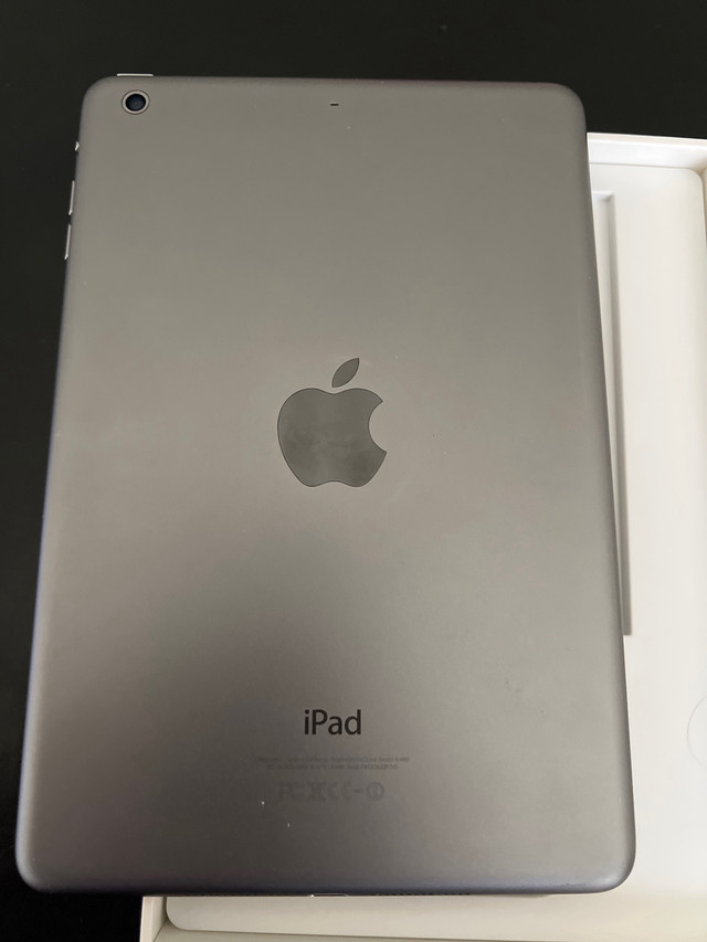 iPad Mini 2 16GB space Grey in iPads & Tablets in Markham / York Region - Image 4