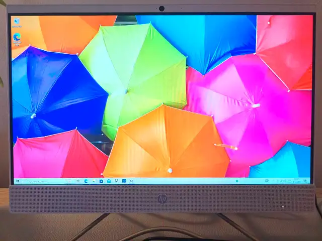 HP 22" All-in-One Desktop Bundle for Sale in Desktop Computers in Kingston - Image 3
