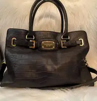 Michael Kors black leather purse 