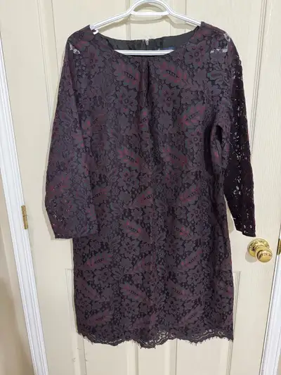 Size 16 mid length dress