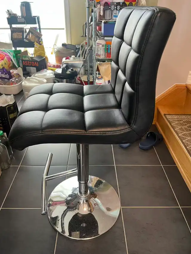 Black Leather Swivel Bar Stools – $50 each or $90 for both in Chairs & Recliners in Markham / York Region - Image 2