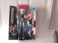 Monster High - G3 Reboot - Frankie Neuve Boite * Cadeau Idéal *