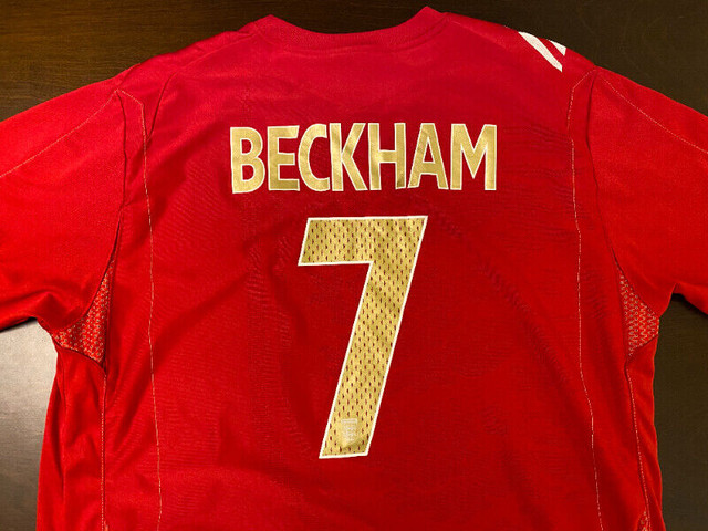 2006-2008 England World Cup Soccer Jersey – David Beckham #7 –XL in Arts & Collectibles in City of Toronto - Image 2