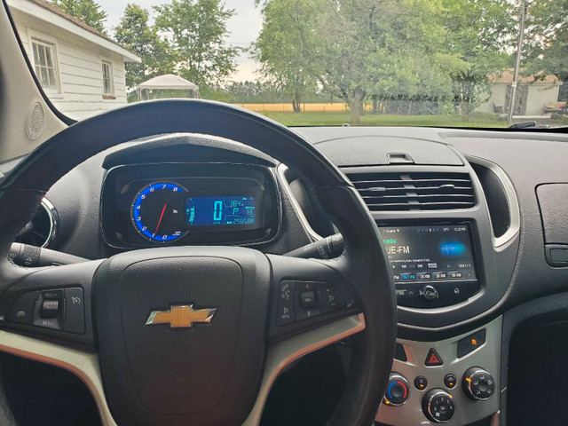 2014 Chev Trax For sale in Cars & Trucks in Chatham-Kent - Image 2