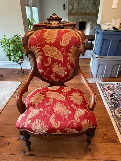 ➡️ Antique Chair  - Vintage, View more