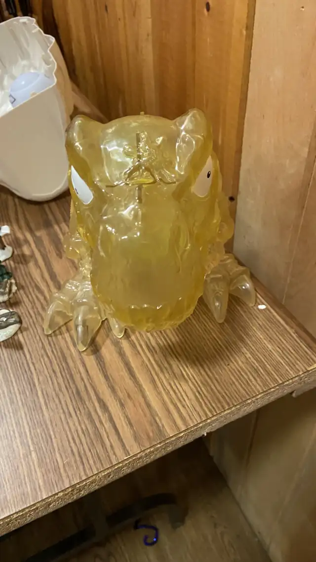 skull head with things inside as is64645239640322124