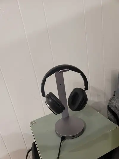 Bose QuietComfort Wireless Noise Cancelling Headphones, View more