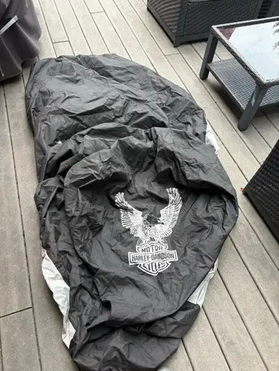 Black/ Grey MC cover, will cover bike with faring and saddlebags. No rips or scraps. Mint condition....